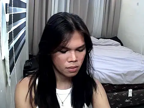 keana laux online show from 09.28.25