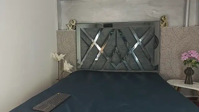  DantFox  online show from 01.08.26