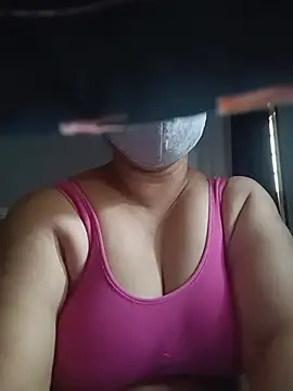 Snapshot of Tamil_Sivani chatting on 05.25.26 Tamil Sivani online show from 05.25.26