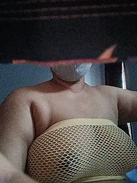 Snapshot of Tamil_Sivani chatting on 06.05.26 Tamil Sivani online show from 06.05.26