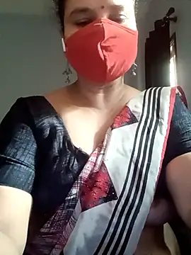 Snapshot of Tamil_Sivani chatting on 06.16.26 Tamil Sivani online show from 06.16.26