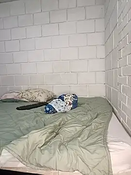 Snapshot of dulcehot_1 chatting on 09.25.25 dulcehot 1 online show from 09.25.25