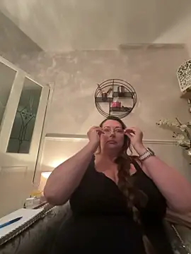 BuxomKitty BBW online show from 03.14.26