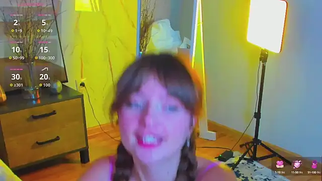 MonAmur online show from 09.15.25