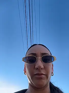 Ninabigtitied online show from 02.09.26