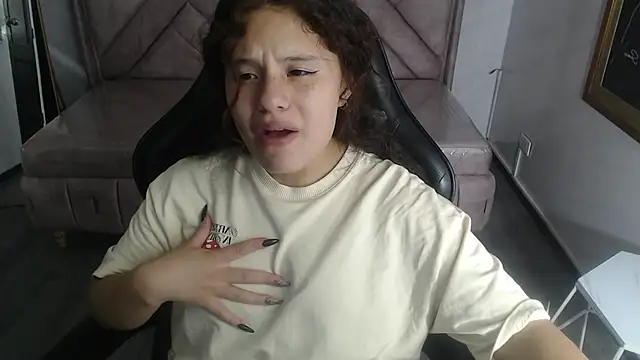 Velvet Moon V online show from 02.09.26