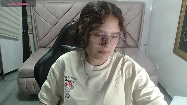 Velvet Moon V online show from 02.26.26