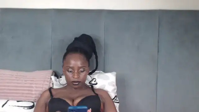 Jah-Queen online show from 01.06.26