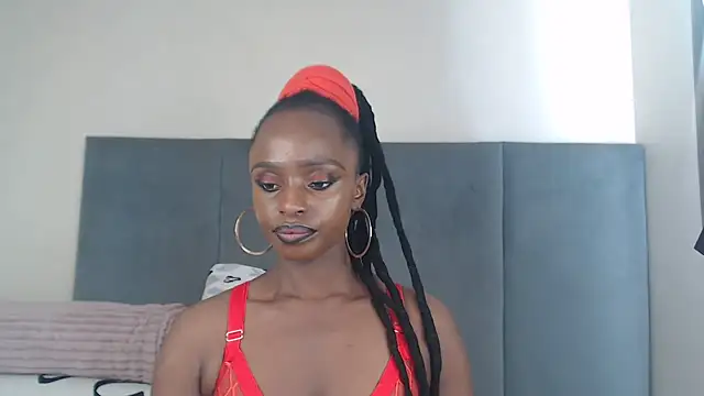 Snapshot of Jah-Queen chatting on 04.09.26 Jah-Queen online show from 04.09.26