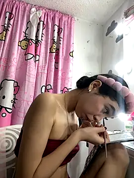 Snapshot of _Alix_7 chatting on 10.03.25 Alix 7 online show from 10.03.25