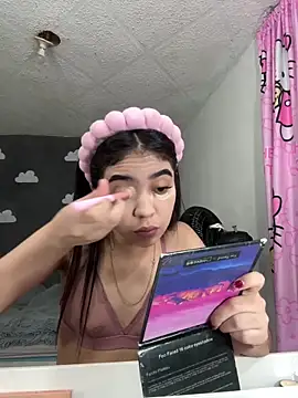 Snapshot of _Alix_7 chatting on 10.07.25 Alix 7 online show from 10.07.25