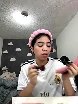 Snapshot of _Alix_7 chatting on 10.08.25 Alix 7 online show from 10.08.25