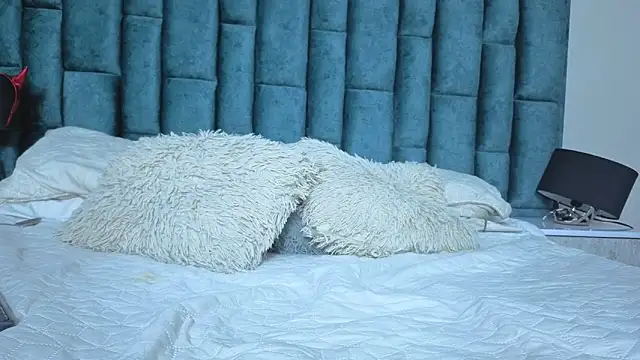 Emma Foxi online show from 03.19.26