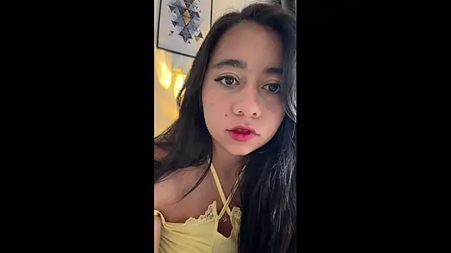 Lily June online show from 03.04.26