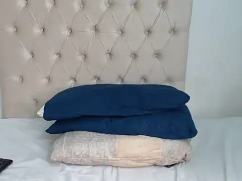 Lolly Ramochele online show from 12.19.25