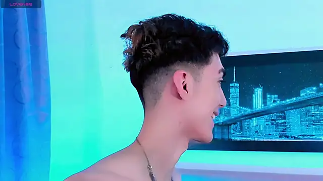 Baby FenixTS online show from 09.28.25