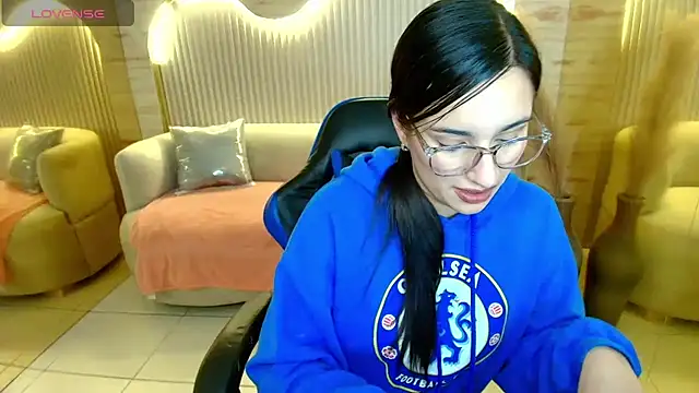 scarlettvixen r online show from 11.24.25