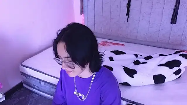 katalinathxandbritney1 online show from 09.11.25