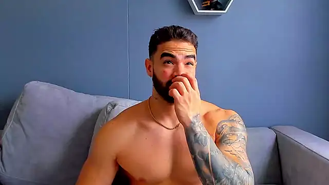 Snapshot of Paul_Phoenix chatting on 09.17.25 Paul Phoenix online show from 09.17.25