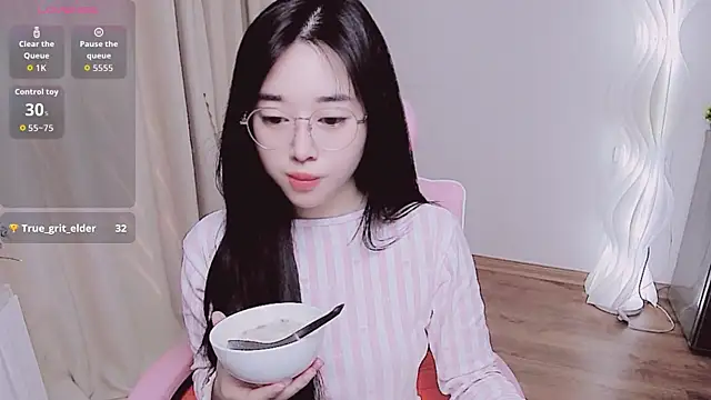 Miu-999 online show from 10.16.25