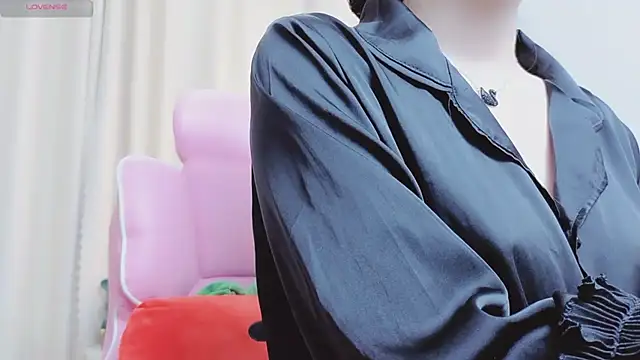 Snapshot of Miu-999 chatting on 02.10.26 Miu-999 online show from 02.10.26