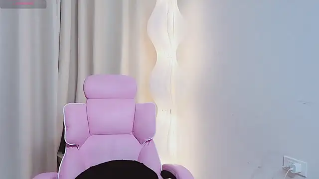 Snapshot of Miu-999 chatting on 03.23.26 Miu-999 online show from 03.23.26