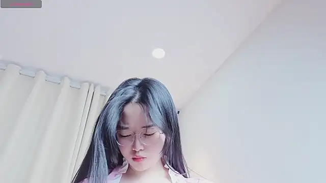 Snapshot of Miu-999 chatting on 03.30.26 Miu-999 online show from 03.30.26