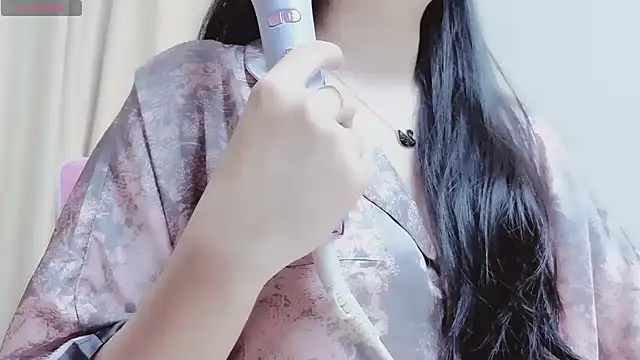 Snapshot of Miu-999 chatting on 04.09.26 Miu-999 online show from 04.09.26