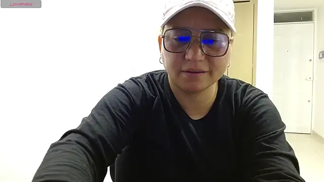 Snapshot of haashkyo chatting on 06.20.26 haashkyo online show from 06.20.26