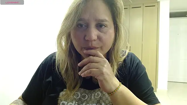 Snapshot of haashkyo chatting on 06.26.26 haashkyo online show from 06.26.26