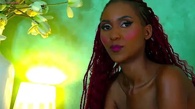 Izzie Sugar online show from 09.21.25