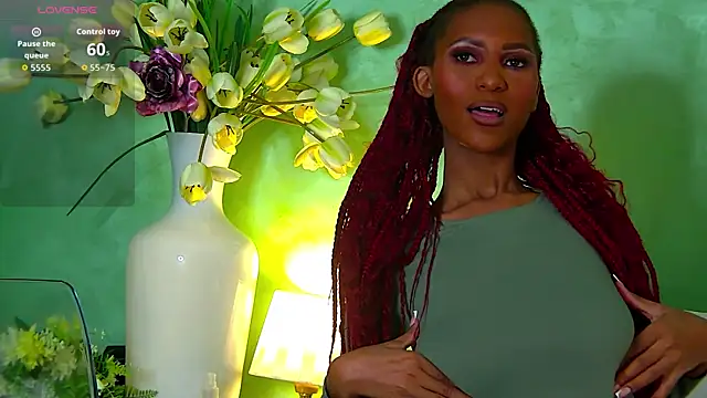 Izzie Sugar online show from 10.09.25