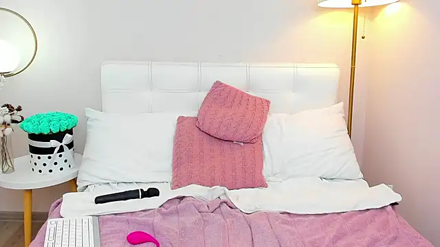 Snapshot of AndreaButt chatting on 03.02.26 AndreaButt online show from 03.02.26