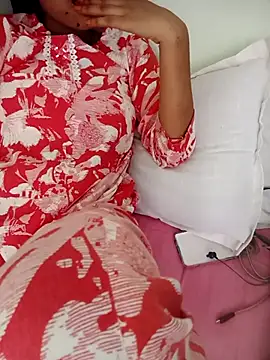 Naira-Tripathi online show from 09.16.25