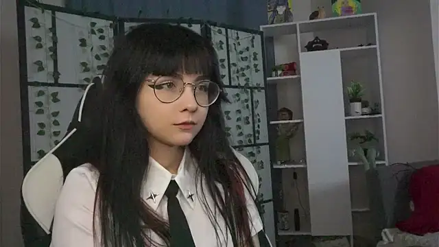 Snapshot of BereniceBattersby chatting on 09.19.25 BereniceBattersby online show from 09.19.25