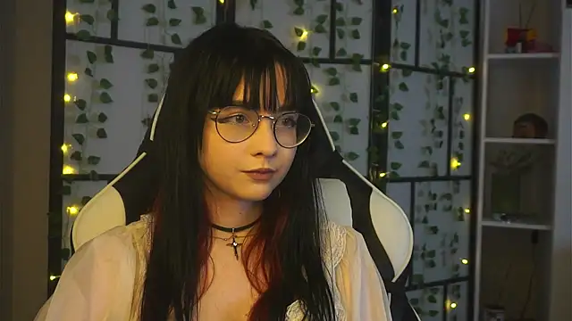 Snapshot of BereniceBattersby chatting on 10.07.25 BereniceBattersby online show from 10.07.25