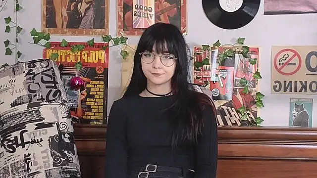 Snapshot of BereniceBattersby chatting on 10.26.25 BereniceBattersby online show from 10.26.25