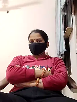 poojam93 online show from 12.15.25