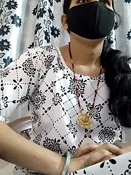 poojam93 online show from 04.05.26