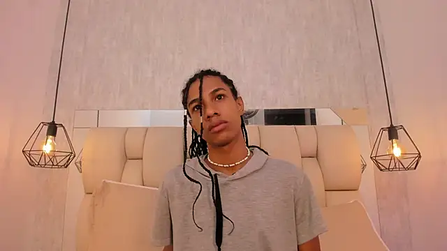 Snapshot of Johan_gz_ chatting on 10.01.25 Johan gz  online show from 10.01.25