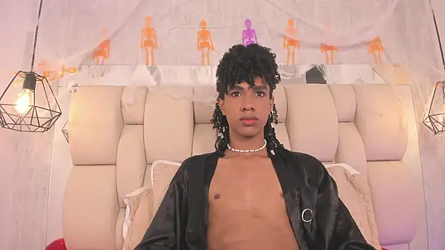 Snapshot of Johan_gz_ chatting on 10.24.25 Johan gz  online show from 10.24.25