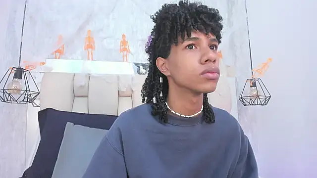 Snapshot of Johan_gz_ chatting on 10.25.25 Johan gz  online show from 10.25.25