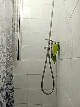 Snapshot of facha28 chatting on 09.19.25 facha28 online show from 09.19.25