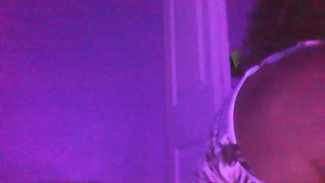 sarahkat86 online show from 10.15.25