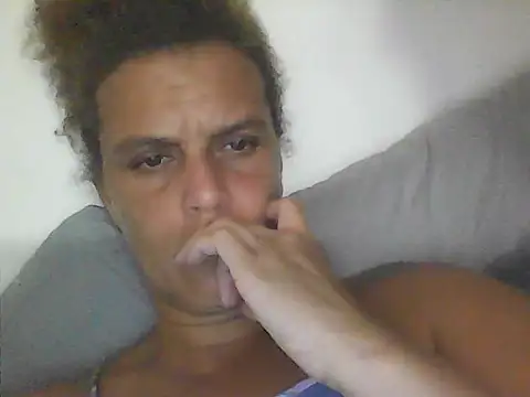 sarahkat86 online show from 11.14.25