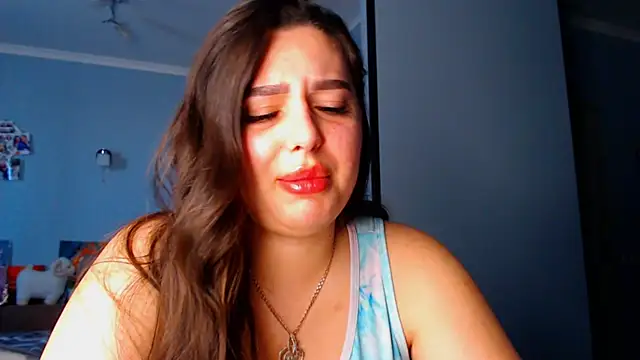 NikiWhite online show from 10.04.25