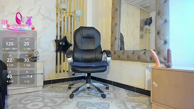 Ariagh  online show from 12.17.25