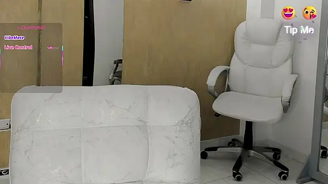 hellen tease online show from 11.12.25