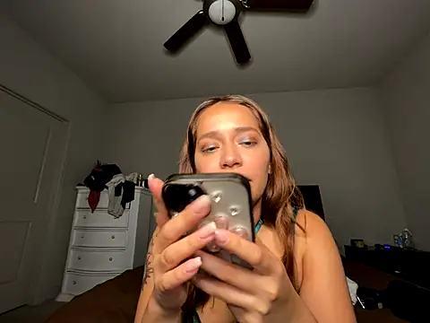 eurydicee online show from 10.04.25