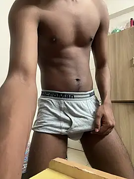 Snapshot of Lustking2406 chatting on 10.04.25 Lustking2406 online show from 10.04.25